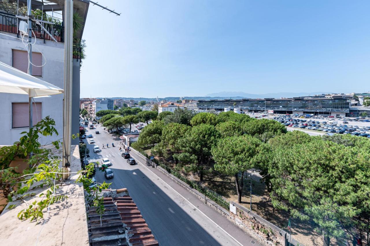 Apartment Station Terrace Near The Sea